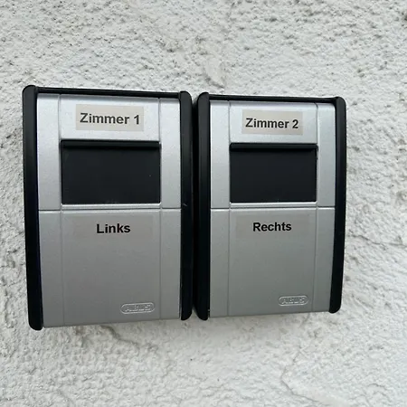 Gaestezimmer Mia ホームステイ Donauwörth